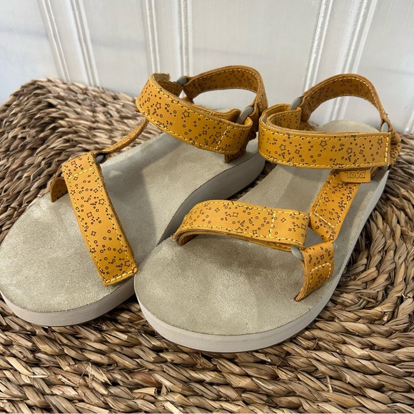 Teva Midform Universal Star Sandals Women’s size 5 - Picture 4 of 5